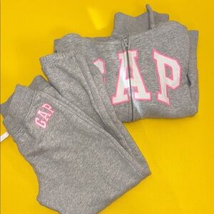 GAP Grey Tracksuit with Pink Logo
